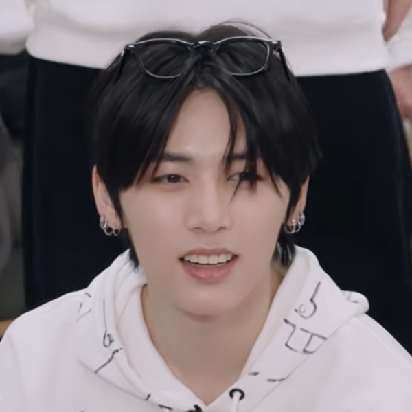 KIVULI TAM 보이넥스트도어 태산