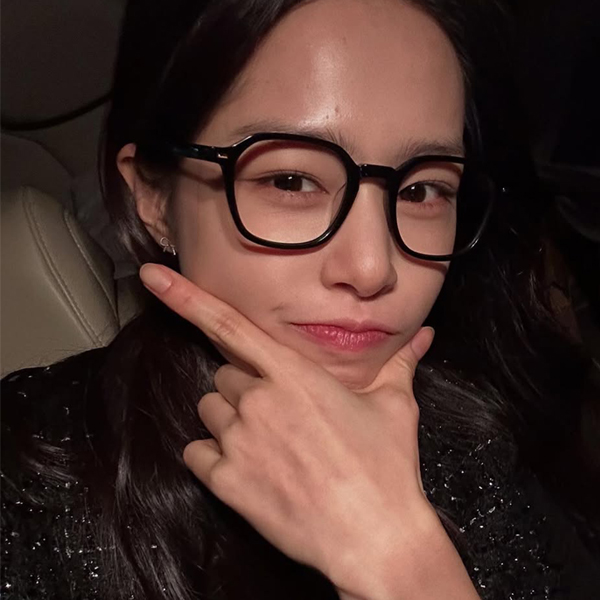 KIVULI RIO 서현진